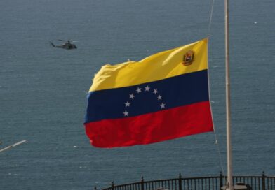 Voo de deportação da Venezuela com passageiros desaparecidos após terremotos