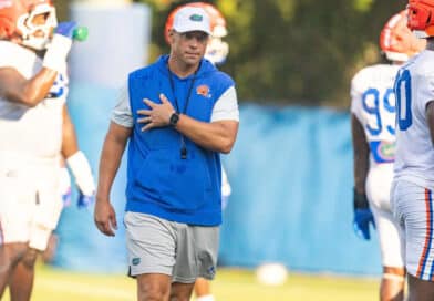 Florida Gators em jogo de futebol americano no estádio Ben Hill Griffin