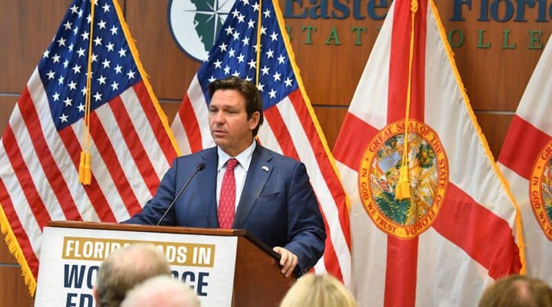 Governador Ron DeSantis anuncia expansão de Pell Grants no campus de Eastern Florida State College