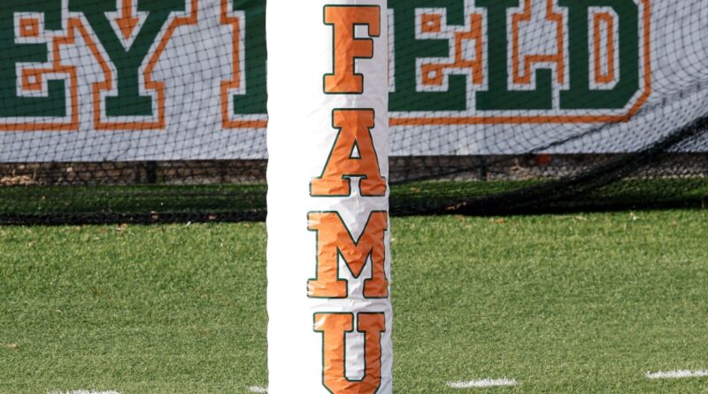 Estádio Bragg Memorial da Florida A&M University em Tallahassee, local do tiroteio