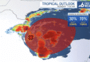 Mapa do Centro Nacional de Furacões mostra sistema no Golfo do México com 70% de chance de desenvolvimento